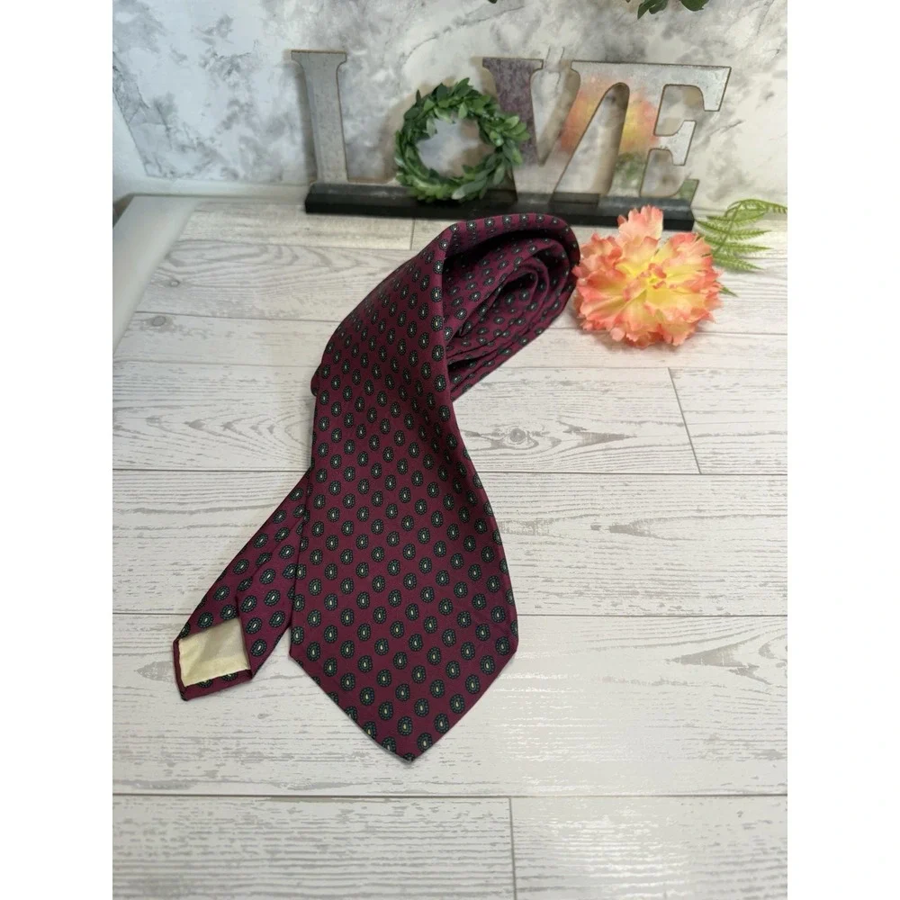 Brooks Brothers Makers Classic Tie Burgundy Paisley Blue Silk USA‎ Made 3